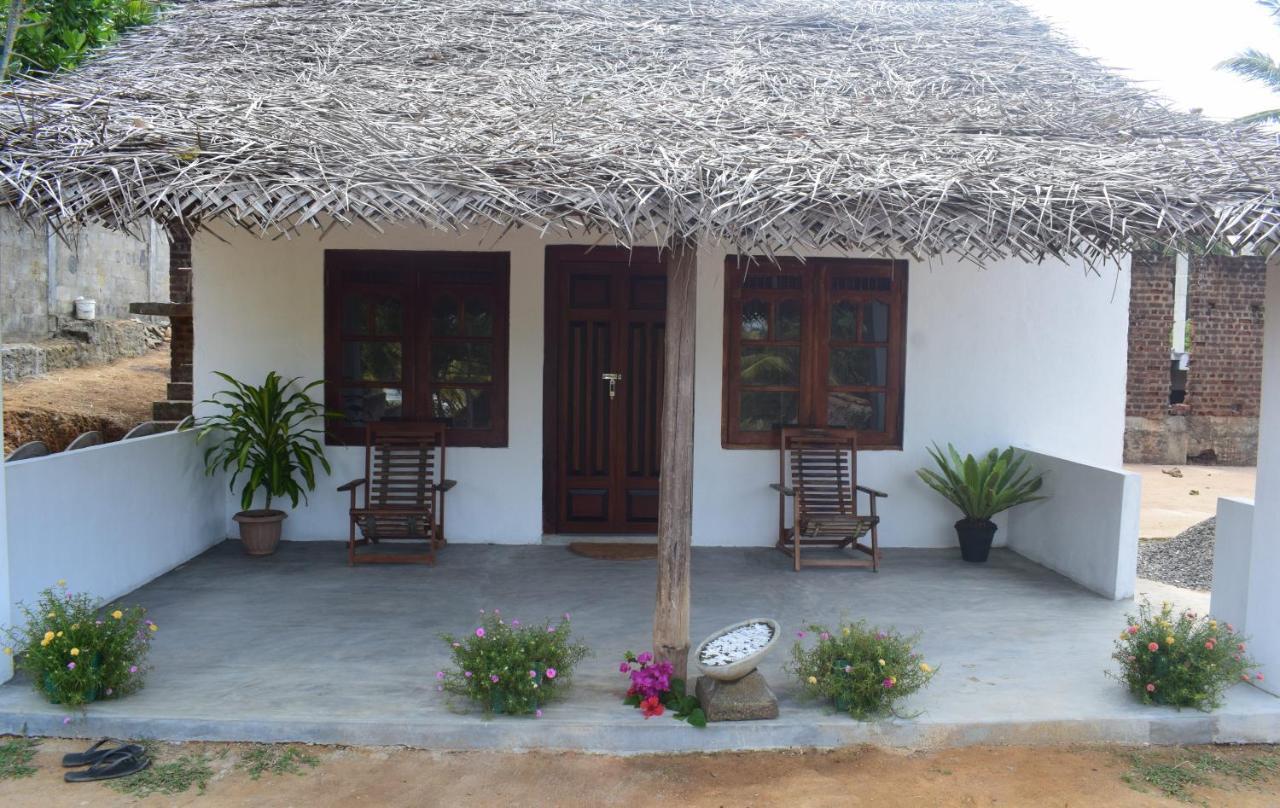 Ferienwohnung Emma'S Sea View Dikwella Exterior foto